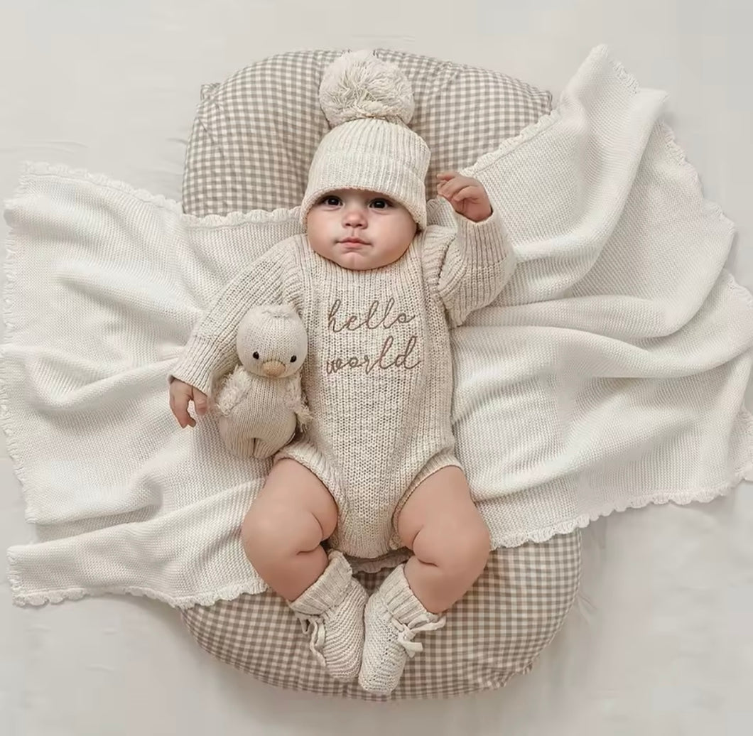 Hello world knitted set