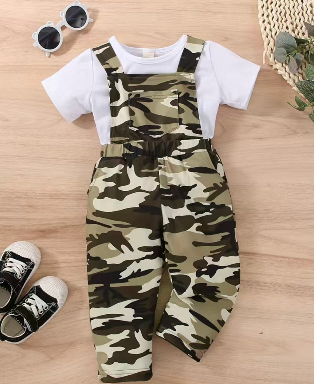 Camo overalls set